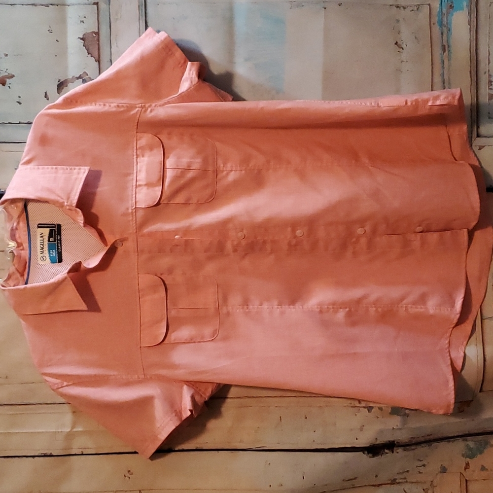 Megellan Fish Gear Classic  XL Button Down Blouse